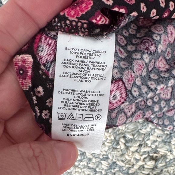 LOFT Black and Pink Floral Blouse - Picture 11 of 11